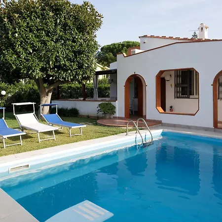 Magnolia Con Piscina Ad Uso Privato Villa Fontane Bianche